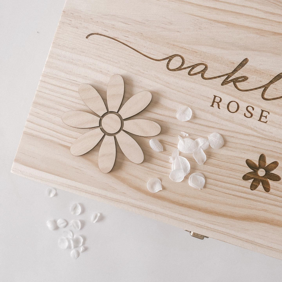 Keepsake Box / Memory Box: Daisy