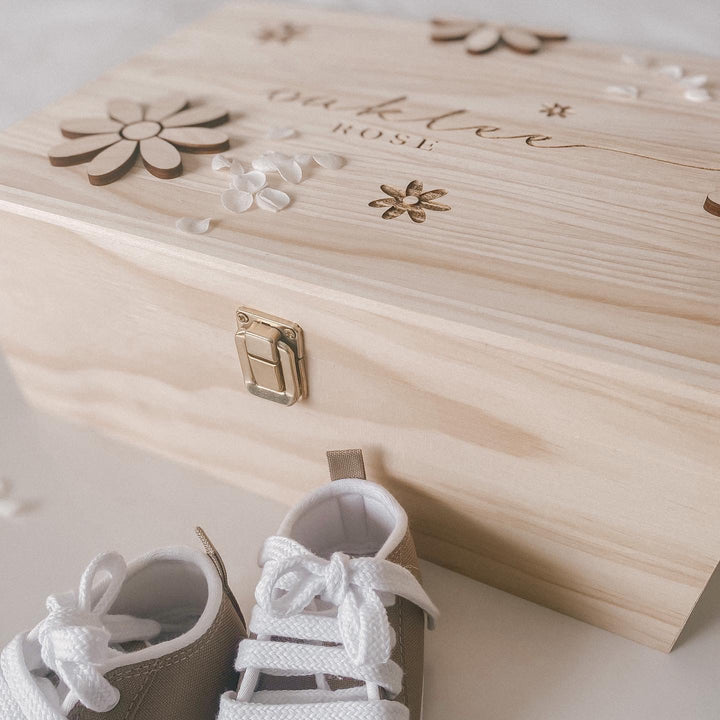 Keepsake Box / Memory Box: Daisy