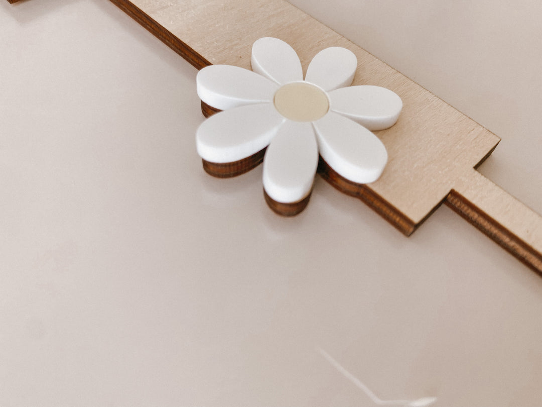 Daisy Number Cake Topper