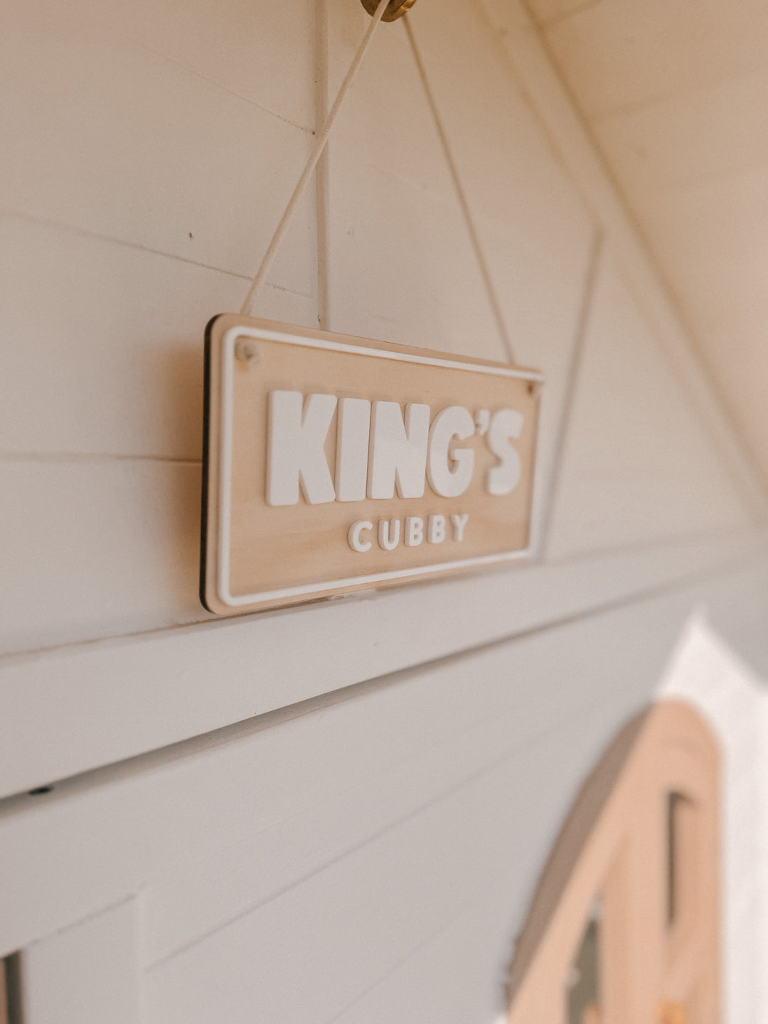Cubby sign