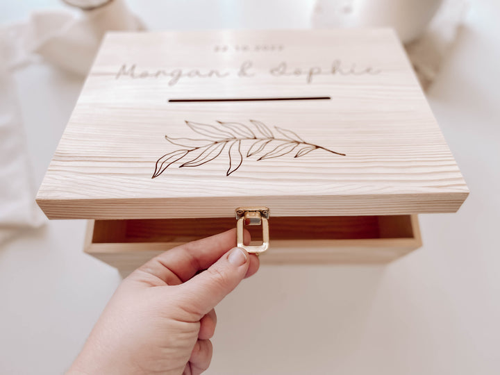 Wedding Wishing Well - Wedding Keepsake Box