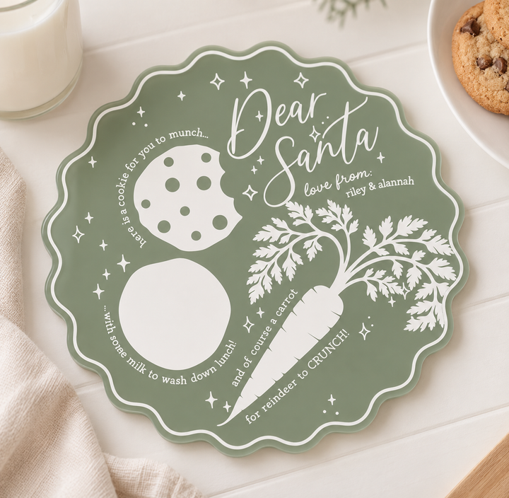 Santa Snack Tray | Printed Scalloped Edge