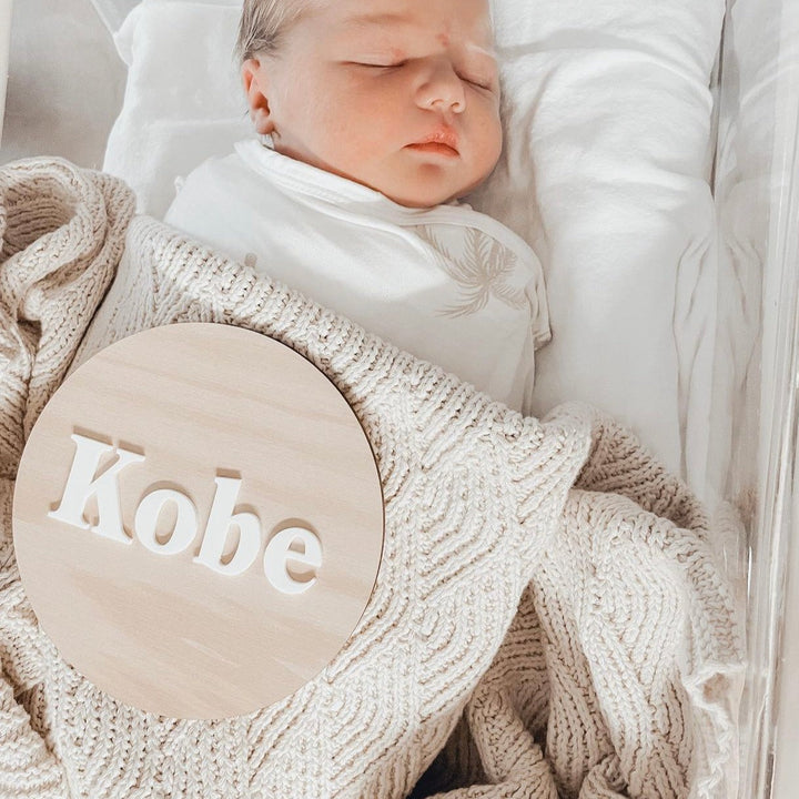 Baby Birth Announcement - Name Sign