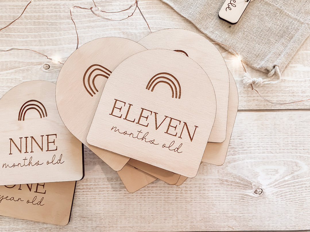 Wooden Baby Milestone Plaques (Rainbow)